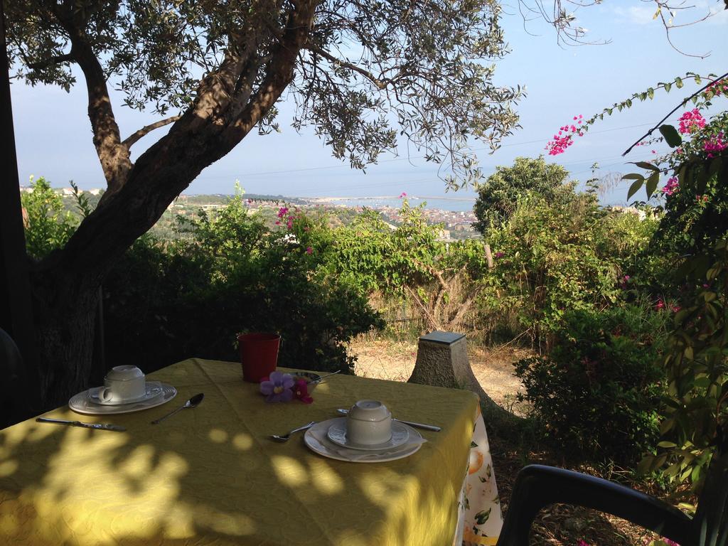 Giardino Di Sicilia Pension SantʼAgata di Militello Buitenkant foto