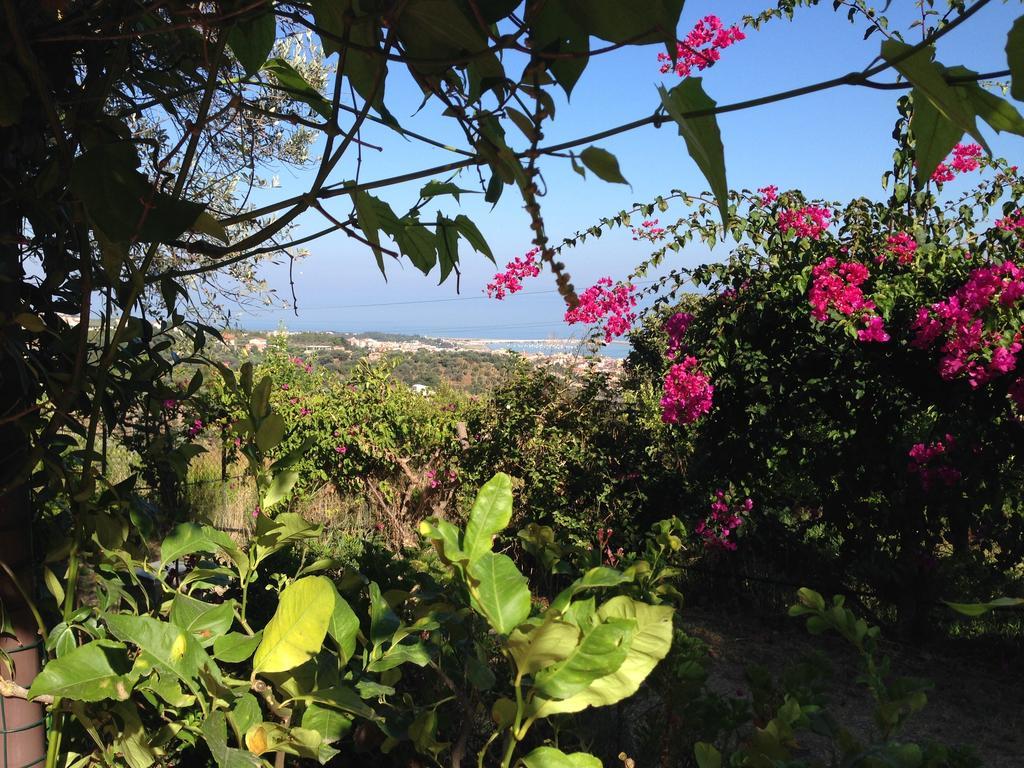 Giardino Di Sicilia Pension SantʼAgata di Militello Buitenkant foto
